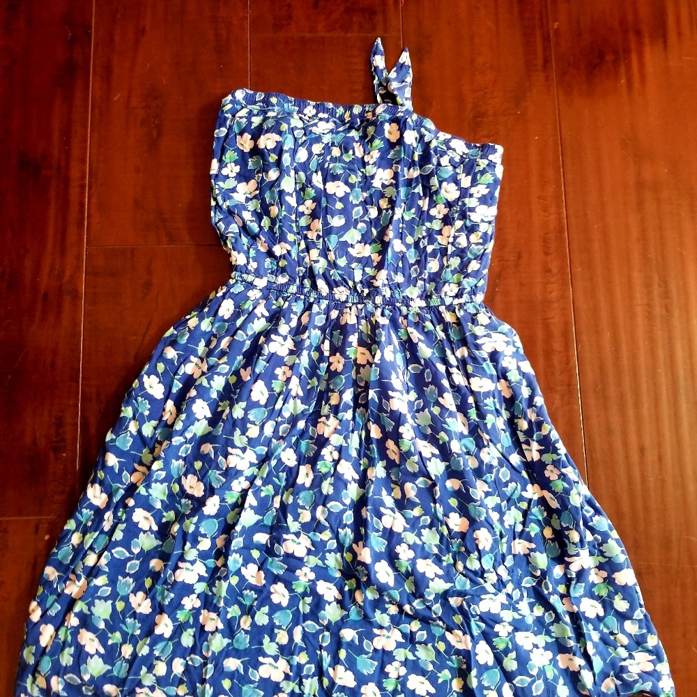 Hollister stapless dress